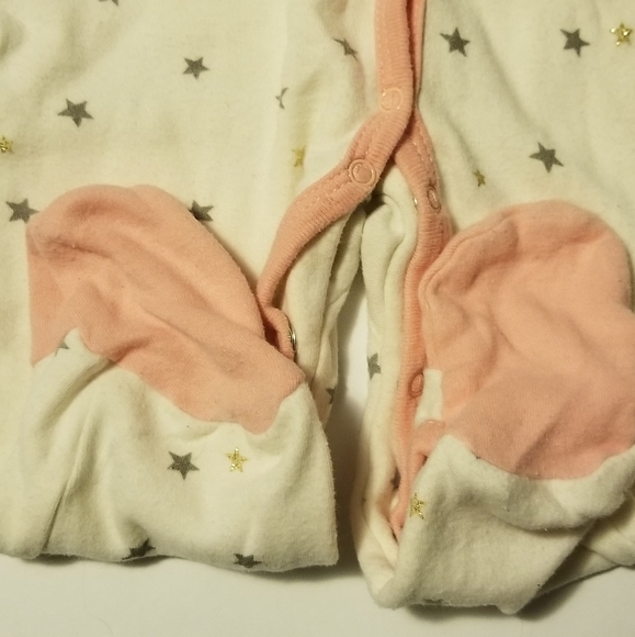 Baby Girl's Sleepers (2) Size 3-6 Months - Picture 5 of 16